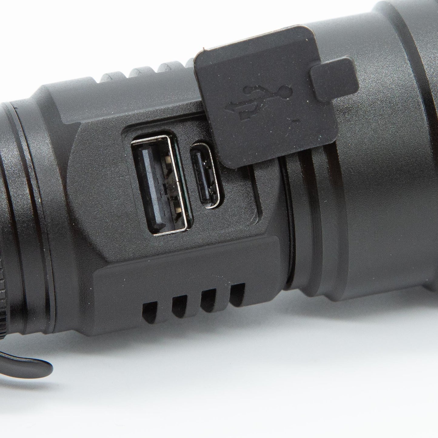 XHP90 Powerful Rechargeable Torch (including 26650 Battery) With Power Bank & 5 Light Modes & Clip